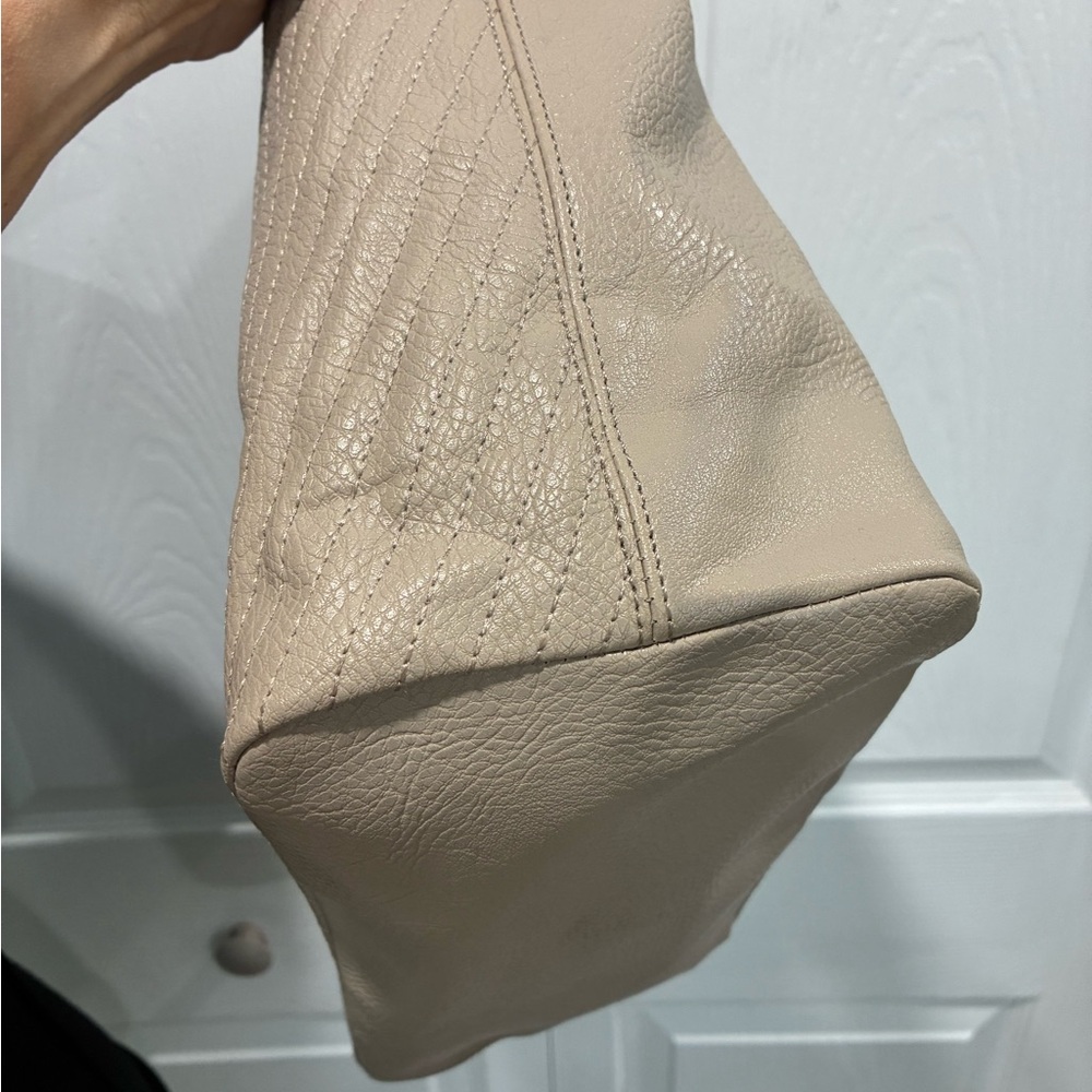Kenneth Cole Reaction Beige Women's Tote Bag - Picture 12 of 13